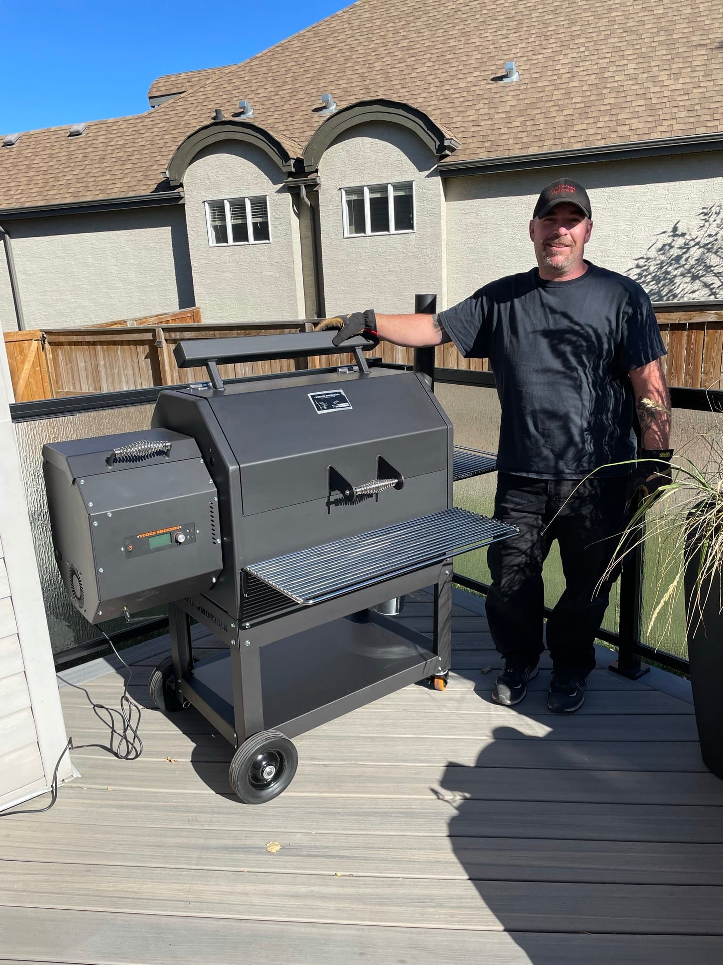 Yoder Outdoor Cooking > Smokers > Pellet Grills Yoder Smokers YS640S Standard Pellet Grill