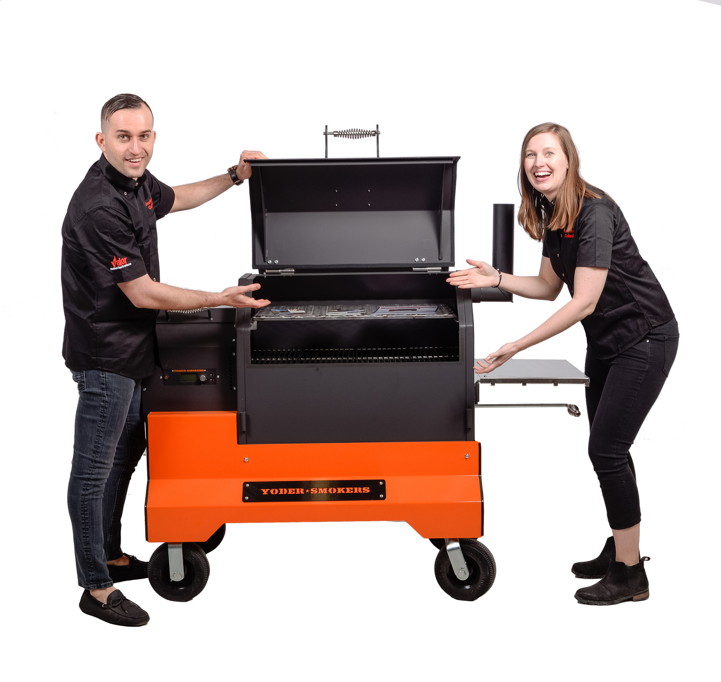 Yoder Smokers YS640s Pellet Grill with ACS on Comp Cart – Black – BBQ Europe